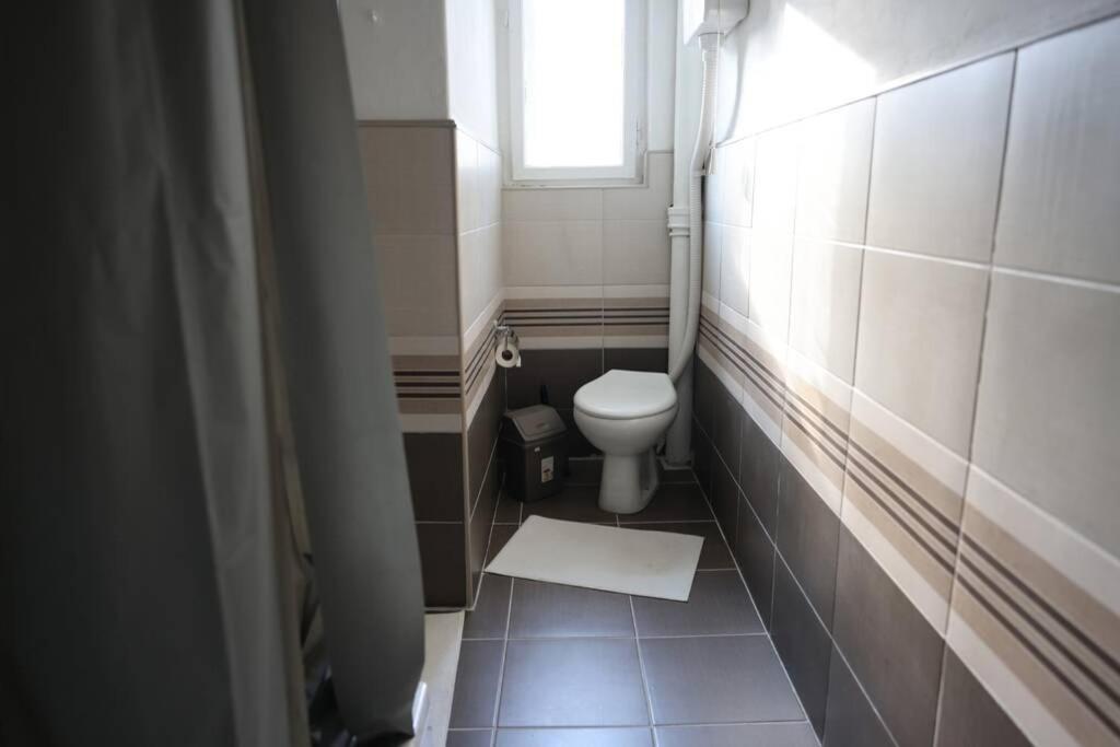 Ni Viki Apartment Centar מראה חיצוני תמונה